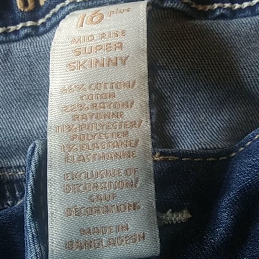 Jeans - Picture 3 of 3